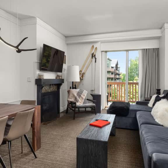 351C | 3bdrm | *TYRO - Image 1