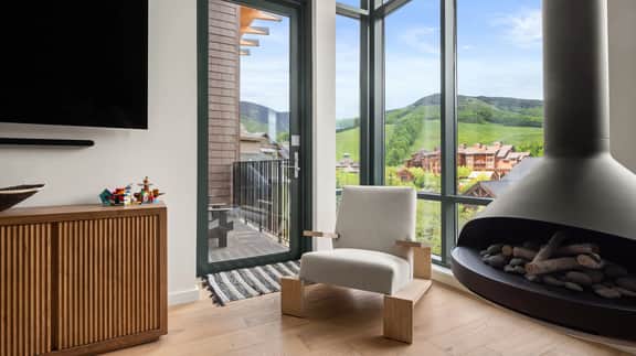 Treehouse 420| The Summit | 4 Bed
