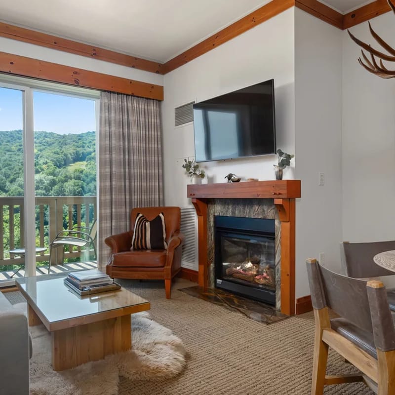 1537A | 2bdrm | STARR