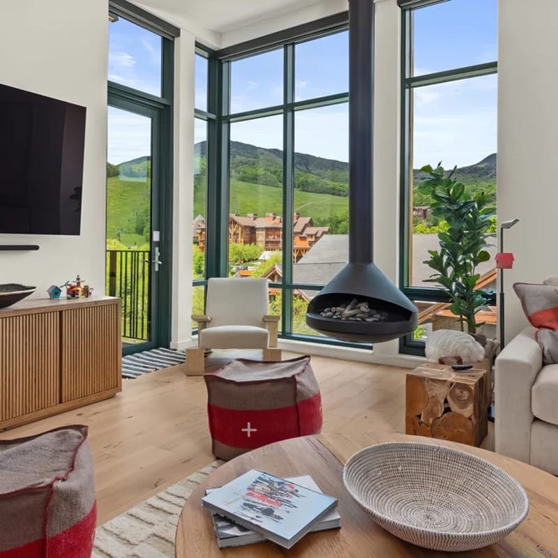 Treehouse 420| The Summit | 4 Bed